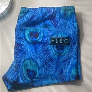 Fleo Vibrant Blue Feather Pattern Shorts
